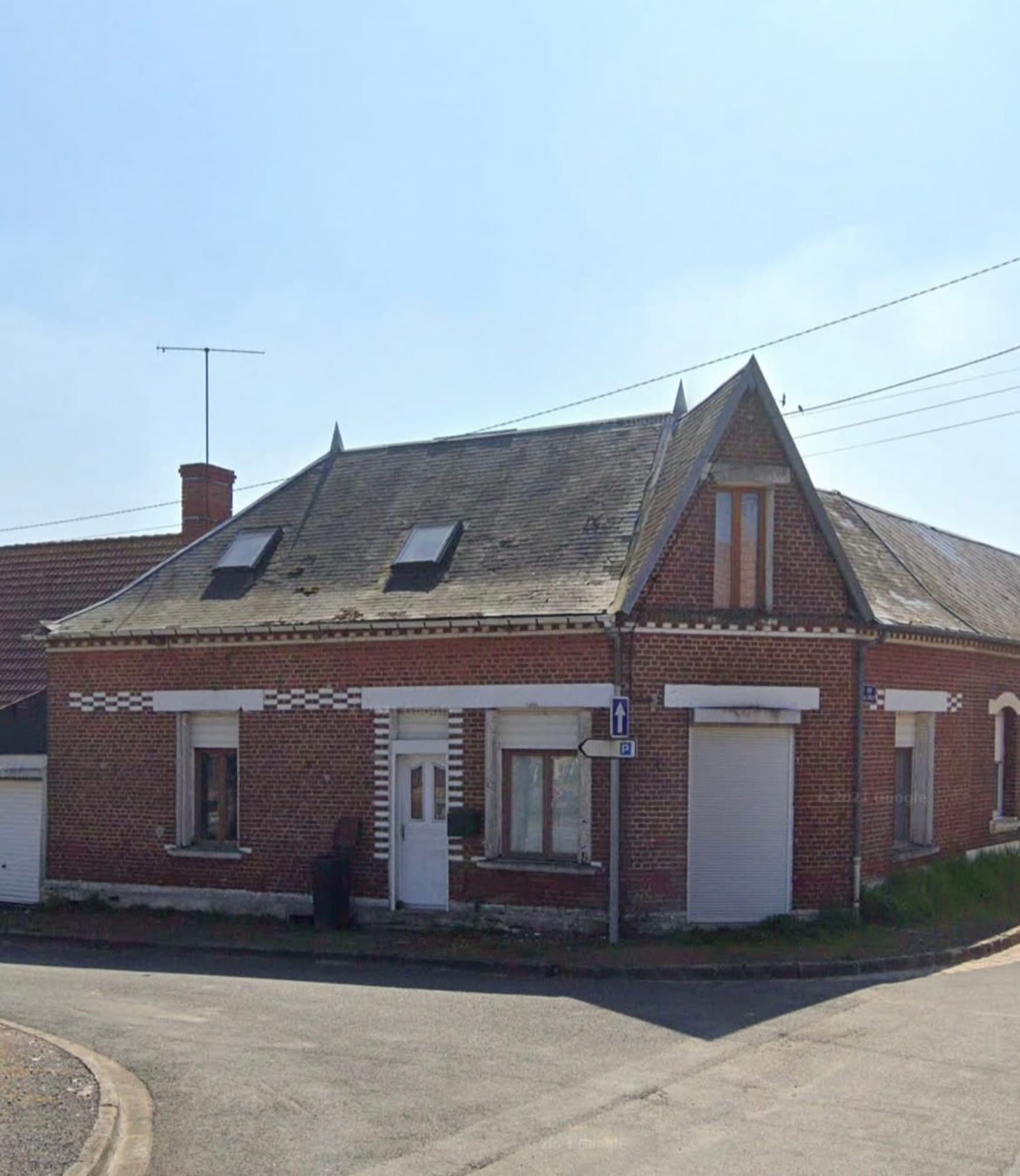 NETTOYAGE_TRAITEMENT_TOITURE_FACADE4 | Batiloc Isolation Nettoyage et traitement de toiture et façade pour une meilleure durabilité à Saint-Louis près de Colmar Riedisheim 0